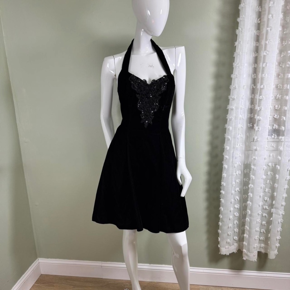 Vintage 90s Joann Simon for JUMP Black Velvet‎ Halter Beaded Dress – Made in USA